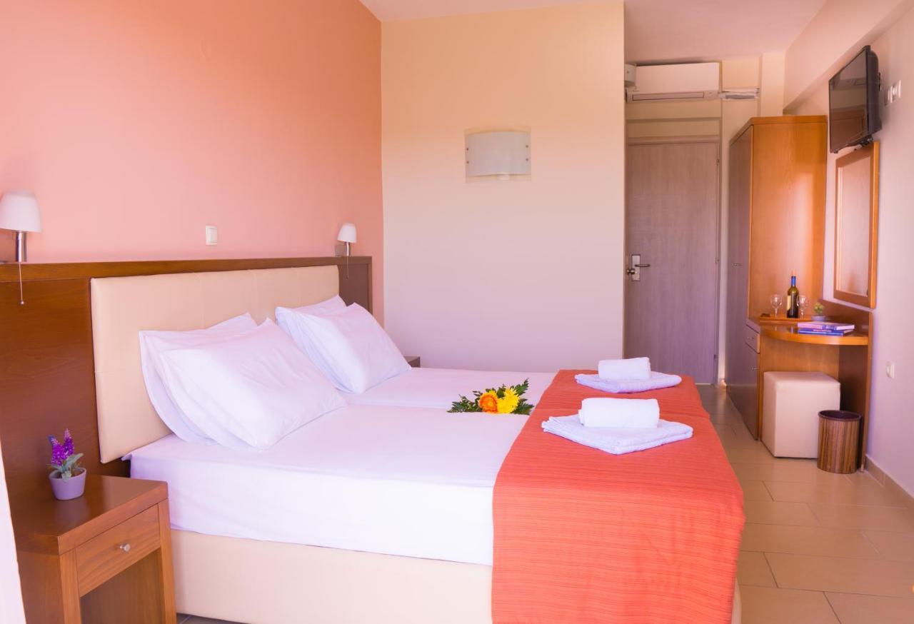 Palatino 3* Lixouri