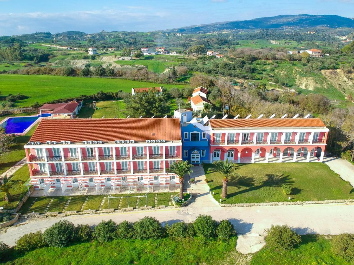Palatino 3*
